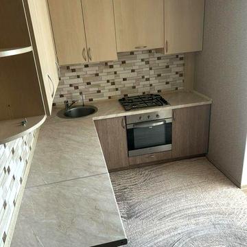 Здам 2 кімнатну ЖК Версаль 2 поверх, газ