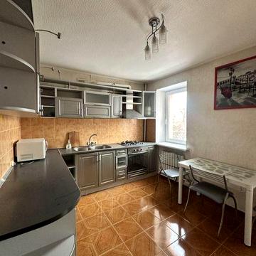 Реальная 3-ка на Защитников Украины, Героев Харькова 64-А