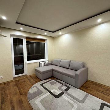 Оренда 2-кімнатної квартири на 97-му кварталі з новим ремонтом