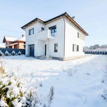 Продається добротний новозбудований будинок в м.Стрий...