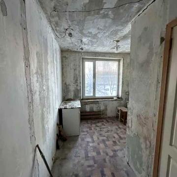 Продаю 3-к квартиру метро Студенческая, 522 микр. Валентиновская