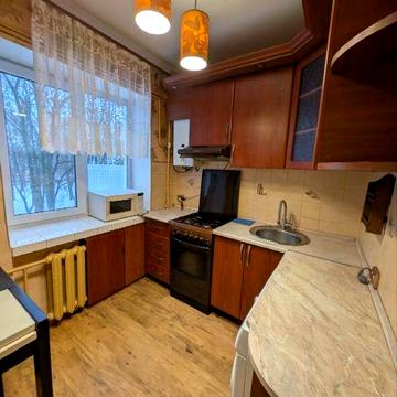 Оренда 3 кім квартири по вул.Безручка,10