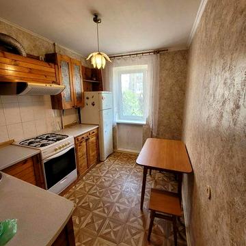 Сдам 2-комн. квартиру на Заболотного/Савельева. Газ. 6 000 грн.