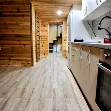 Продам сучасний будинок від власника .