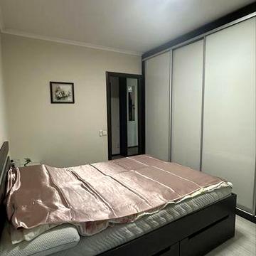 Продаж 3 кімнатної квартири Лівий берег