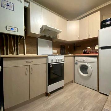 Здам двокімнатну квартиру з ремонтом ( ЦЕНТР)