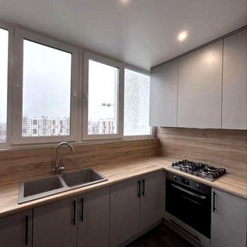 Оренда стильної квартири вул.Машинобудівників 27 Вишневе , ЖКСофія