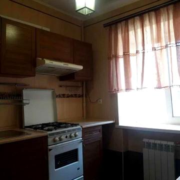 Продам 2-комнатную квартиру на Гимназической набережной(72801)