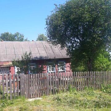 Продам будинок та земельні ділянки