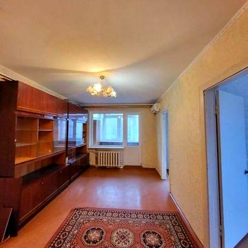 Продається 3 кімнатна квартира в районі Градецького. єВідновлення.