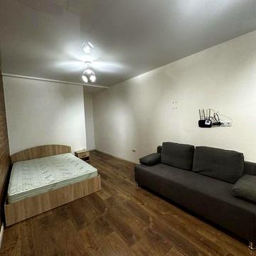 Оренда квартири біля метро Академмістечко , новий будинок