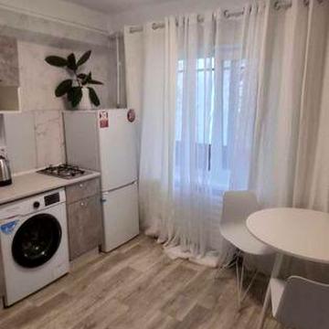 Продаж чудової квартири пр-т Литовський,6а. Газ, після ремонту