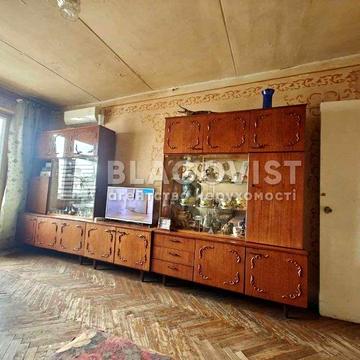 Пропонується до продажу 2 кімнатна квартира ст.м. "Деміївська"