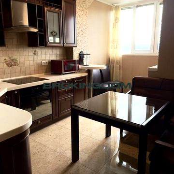 Продажа 2к квартиры на вул. Олега Мудрака