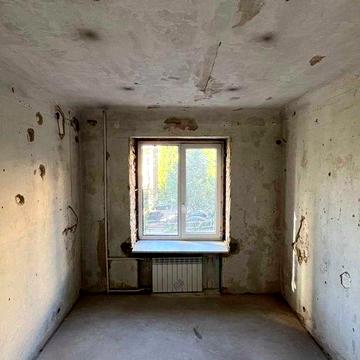 Продам 2-кімн. Лесі Українки бульв. 8, 47 м.кв. Сталінка!