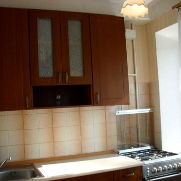 *М.4 станції 15 хв. вул. Жолудева 12/2 , 2х кім. кв.  Є опалення  Газ