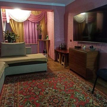 Продам  четырёх комнатную квартиру квартиру ЖК осбб.