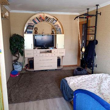 Продам 2-кімнатну квартиру, заг. площа 57,4 кв. м, район 5 школи