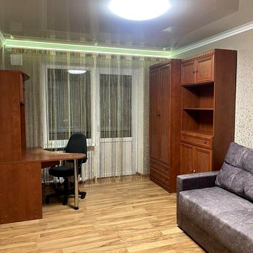 Здам квартиру на 17 квартале(2-х комнатная)