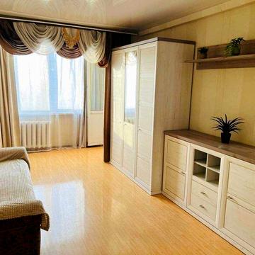 Здається вул. політехнічна 5, 2 комн. роздільна квартира. 17000 грн