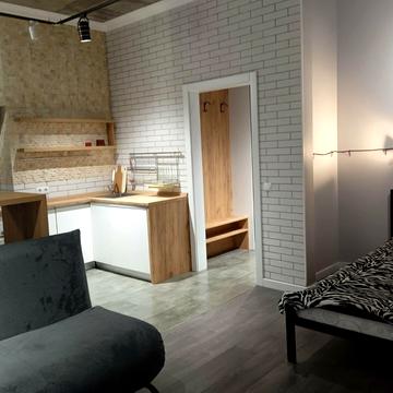 Жилянська вул., 118