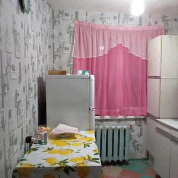 Продається двокімнатна квартира 13 школа