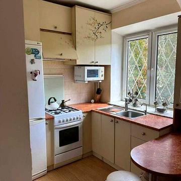 Оренда 3х кім квартиру по вул Н. Сотні (район зал. вокзалу)