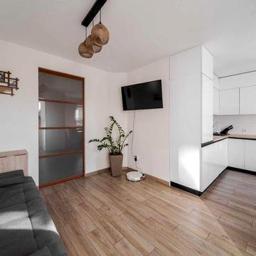 Продається 3-кімнатна