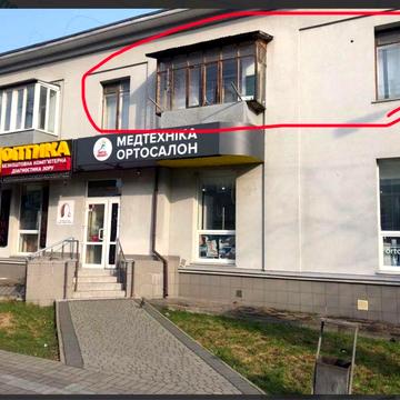 Продам 3-х кімнатну квартиру в центрі міста