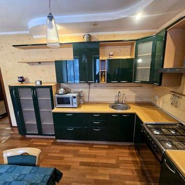 Будинок , 206 м², Аеропорт