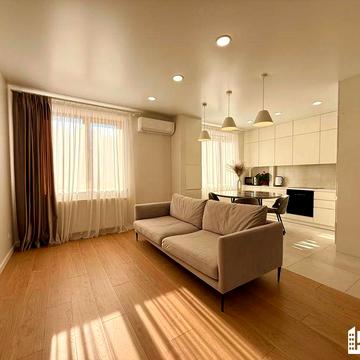 Продаж просторої однокімнатної квартири з ремонтом у Європейське  Сіті ЖК Європейське Сіті 1