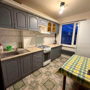 Оренда 4 кім квартири, вул Наукова (район Аквапарку)