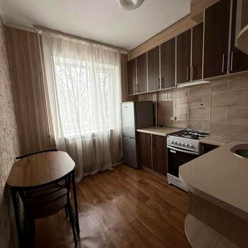 Здам 1 кім кв на Садах 1  10000+ ком