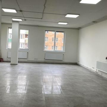 Зарічанська, 3/4