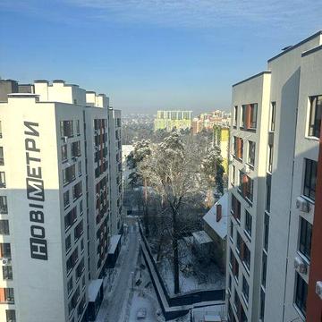 Центр міста! Видова Євродвокімнатна квартира на газу!