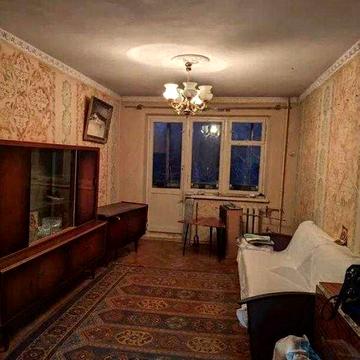 Продається 2кімнатна квартира на Нових Будинках в житловому стані.