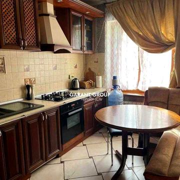 Трикімнатна квартира на 8ст. Фонтана в Приморському районі.