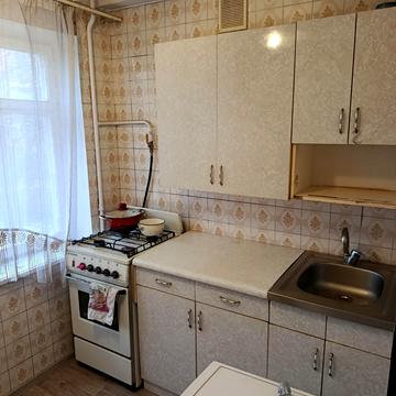 Ірини Бекешкіної вул. (Генерала Карбишева), 18