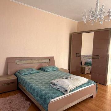 Центр Озерка Вокзал ул. Вокзальная 8 закрытый двор/парковка