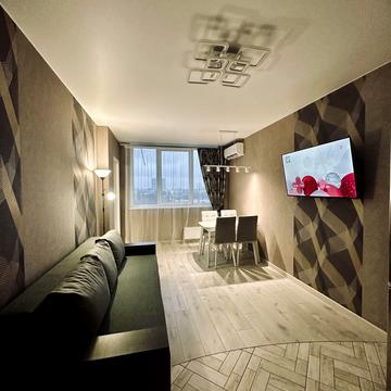 Євгена Сверстюка вул. (Марини Раскової), 6-Е