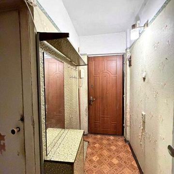 Продам 2-к квартиру, 2/5 эт, на ул.Радостной, Черемушки (3-268-307 ОФ)