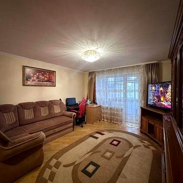 Продаж 3-кімнатної квартири | цегла | обмін 1км