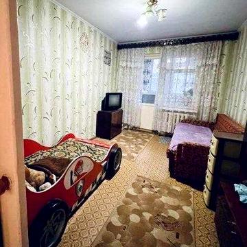 2-кімнатна квартира біля Будинку Меблів на пл.Б.Деревянко