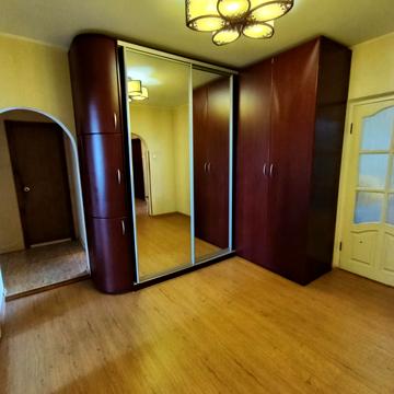 Червоної Калини просп. (Володимира Маяковського), 89