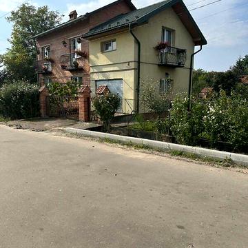 Продаж 4к Дім Олекси Довбуша вулиця