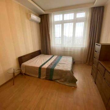 Оренда 1-кімнатної квартири на вул.Гната Хоткевича,8