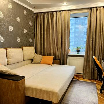 Композитора Лятошинського вул., 8