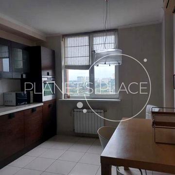 Продам 4к. квартиру, пр-т. В. Лобановського, м. Деміївська.