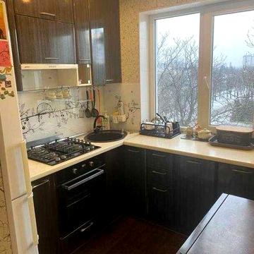 Продам 3-х кімнатну квартиру ,Нові Будинки , пр-т. Петра Григоренко