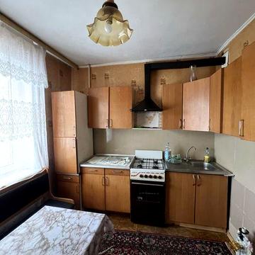 Здам 3 кімнатну на Озерній